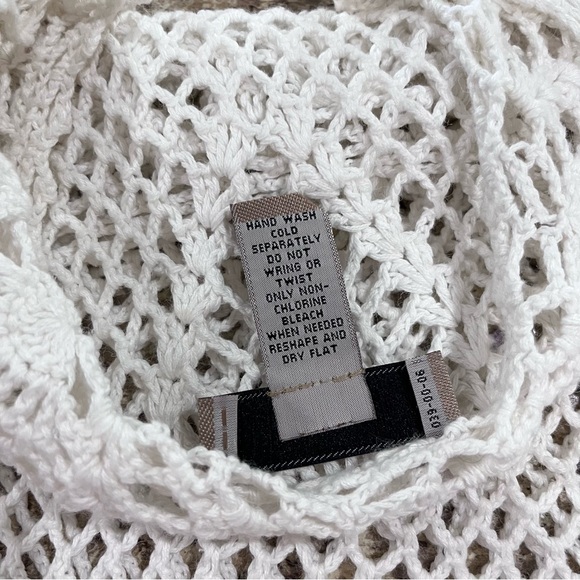 i.e. Soft White Crochet Women's Top Size L - Picture 8 of 8